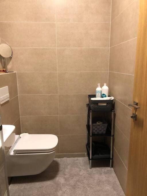 V71A Kauno Centre Apartment คอนัส ภายนอก รูปภาพ
